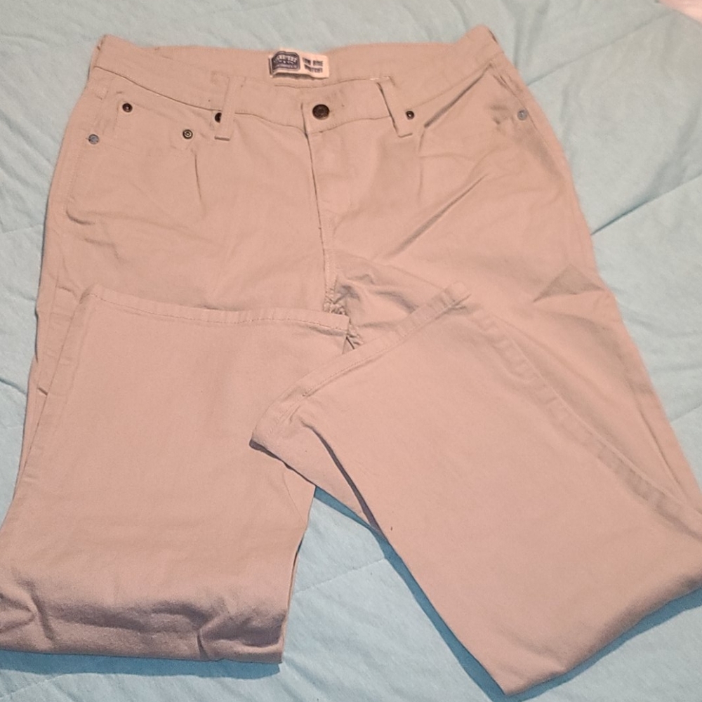 Women levi khaki pants 12 short